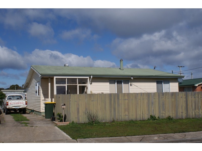 2 Travers Place, Ulverstone TAS 7315