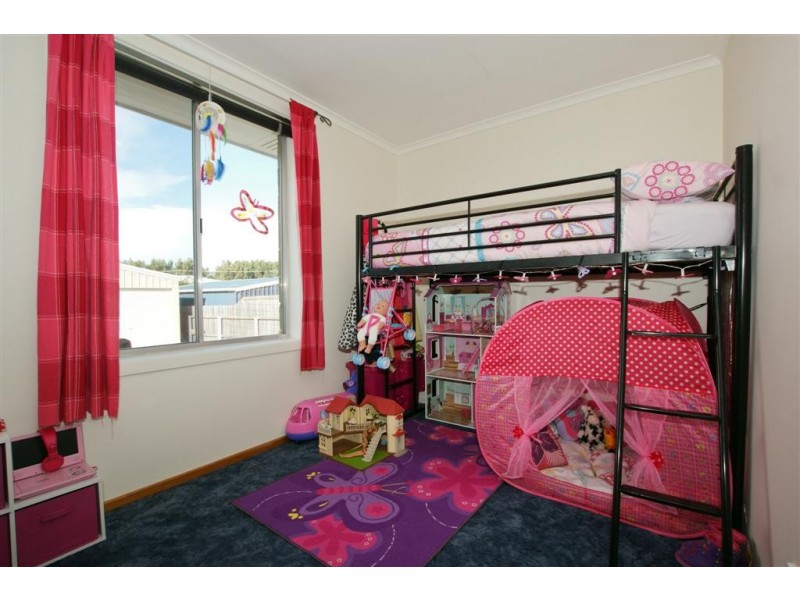 11 Charleston Crescent, Ulverstone TAS 7315