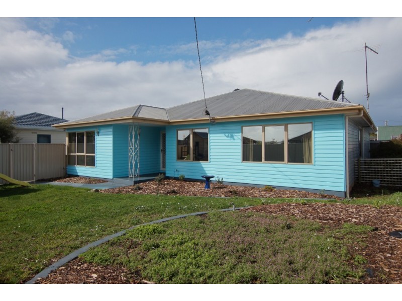 9 Dooley Street, Ulverstone TAS 7315
