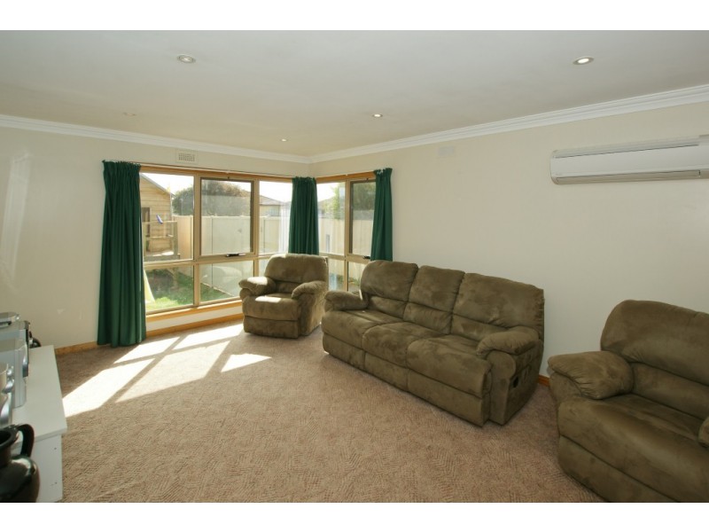 9 Dooley Street, Ulverstone TAS 7315