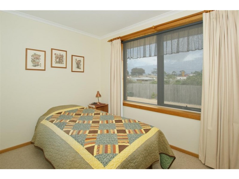 13 Flora Street, Ulverstone TAS 7315