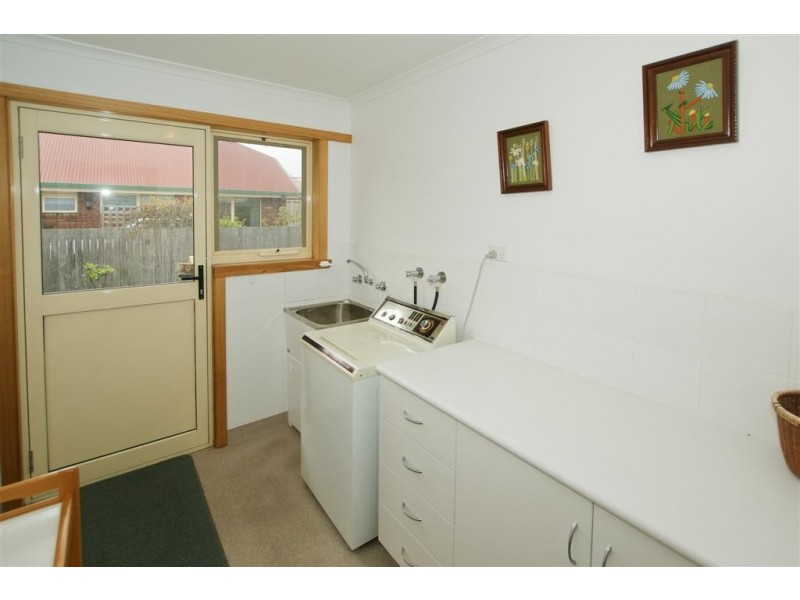 13 Flora Street, Ulverstone TAS 7315