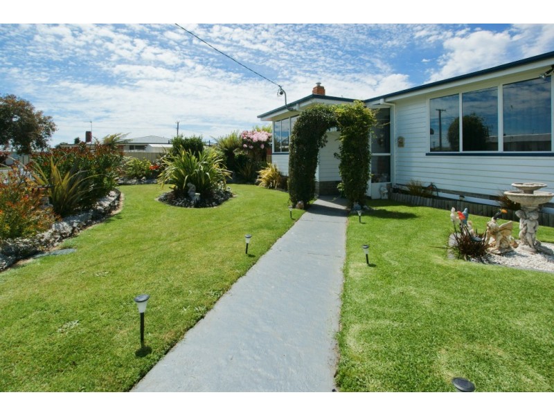 12 Hingston Place, Ulverstone TAS 7315