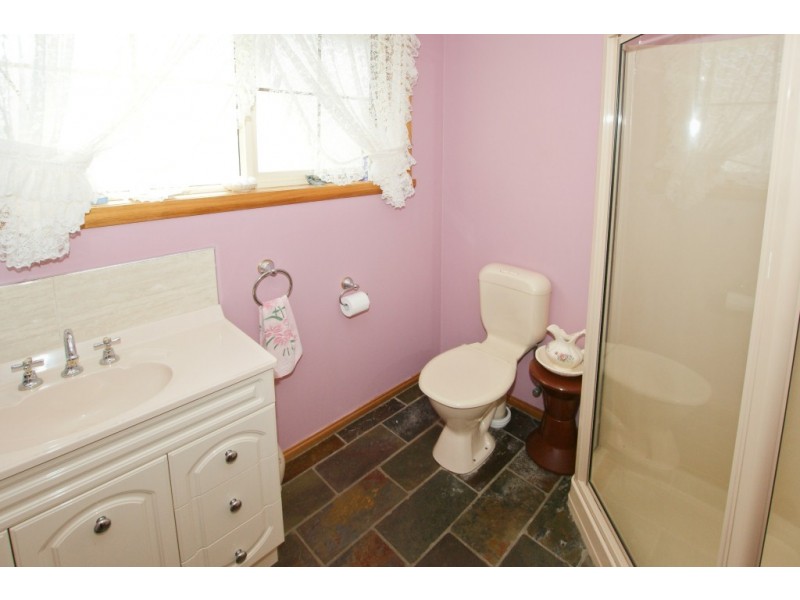 1 Banks Place, Turners Beach TAS 7315
