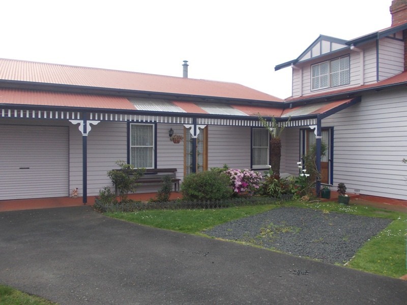 2 Finch Street, Ulverstone TAS 7315