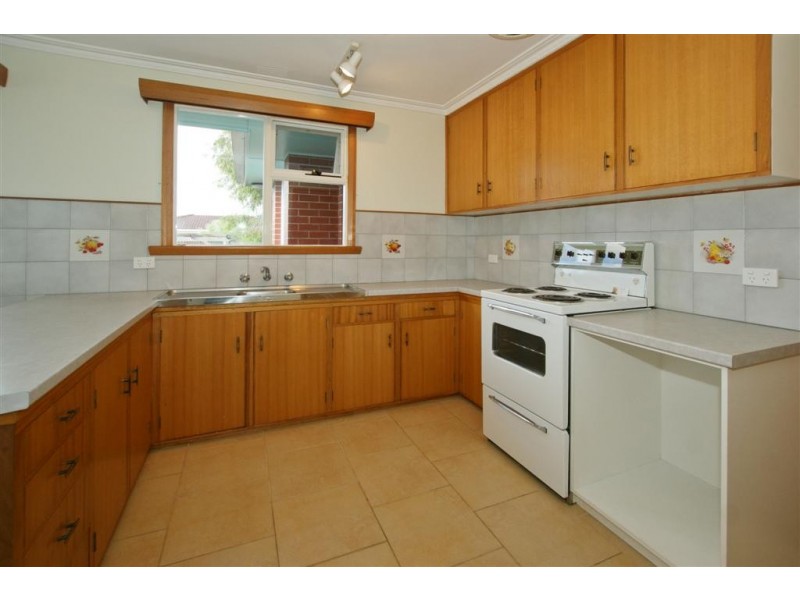 6 Quiggins Grove, Ulverstone TAS 7315