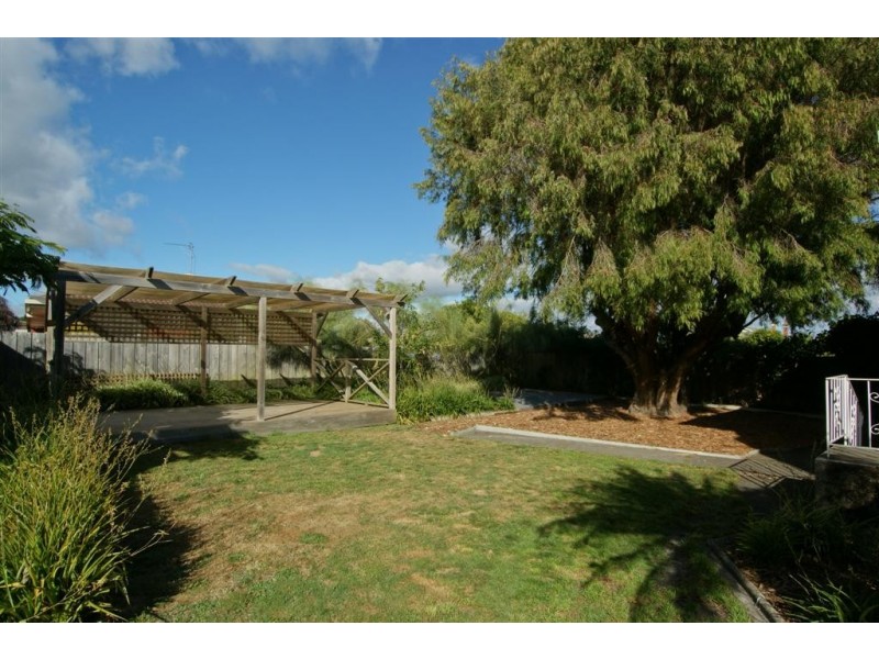 6 Quiggins Grove, Ulverstone TAS 7315