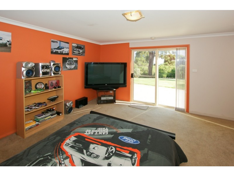 63 White Hills Road, Penguin TAS 7316