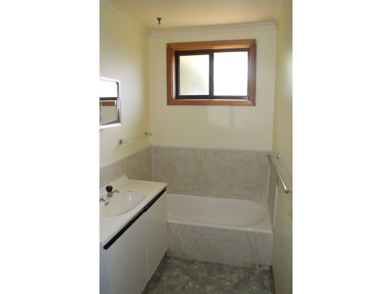 11 Allambie Crescent, Ulverstone TAS 7315