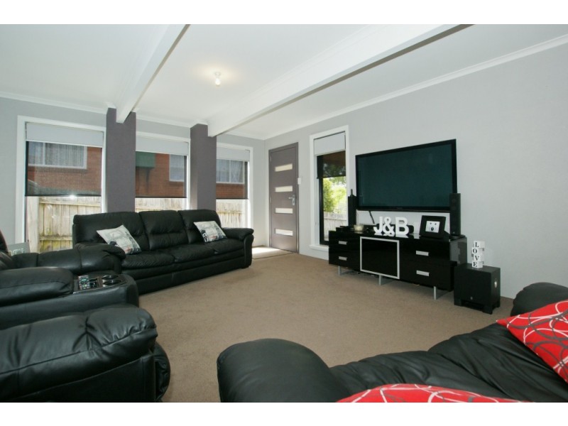 18 River Road, Ulverstone TAS 7315