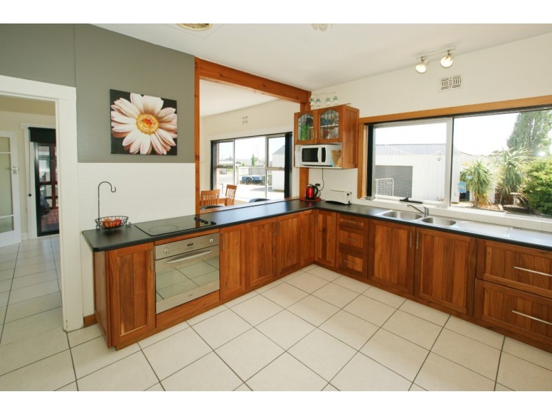 13 Eastland Drive, Ulverstone TAS 7315