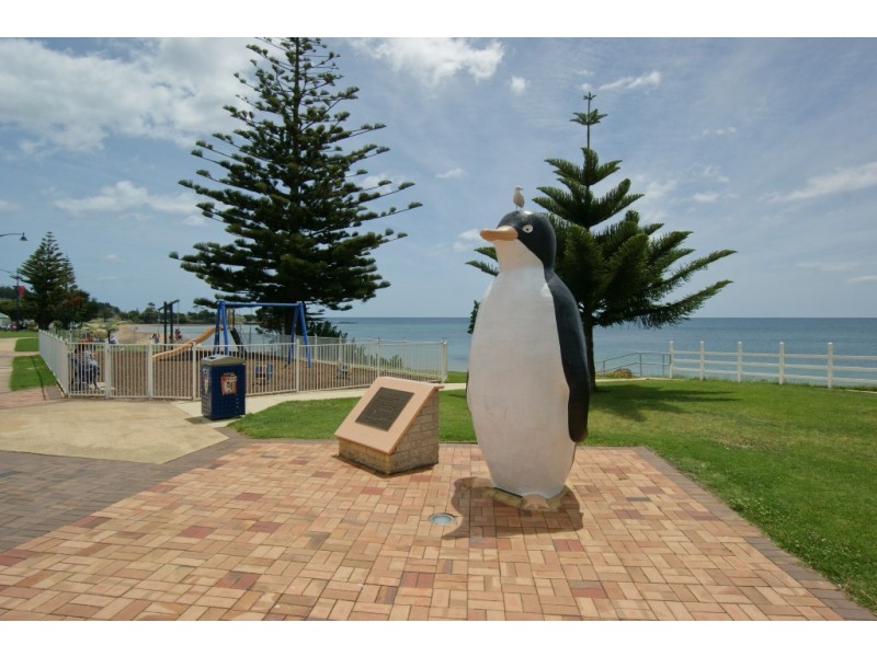 99-101 Main Road, Penguin TAS 7316