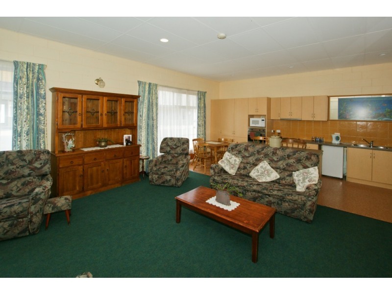 99-101 Main Road, Penguin TAS 7316