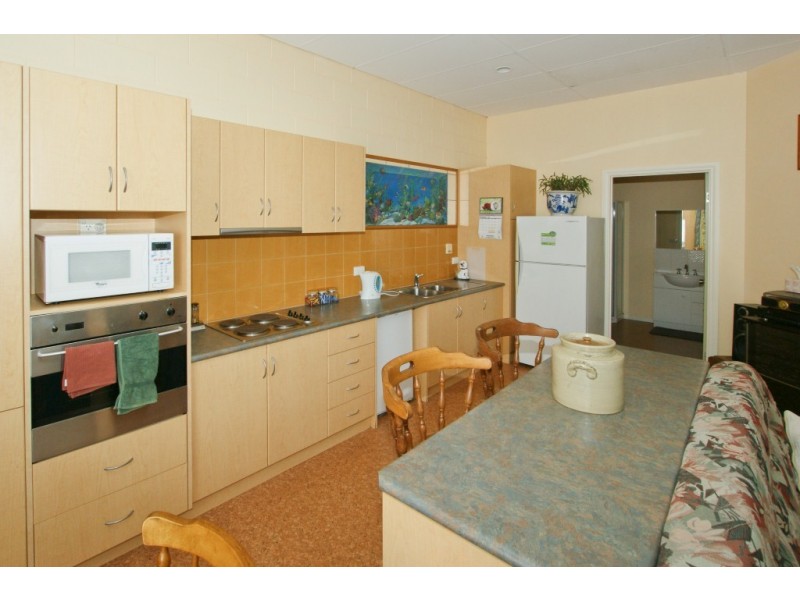 99-101 Main Road, Penguin TAS 7316