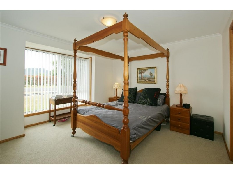 110 Pine Road, Penguin TAS 7316