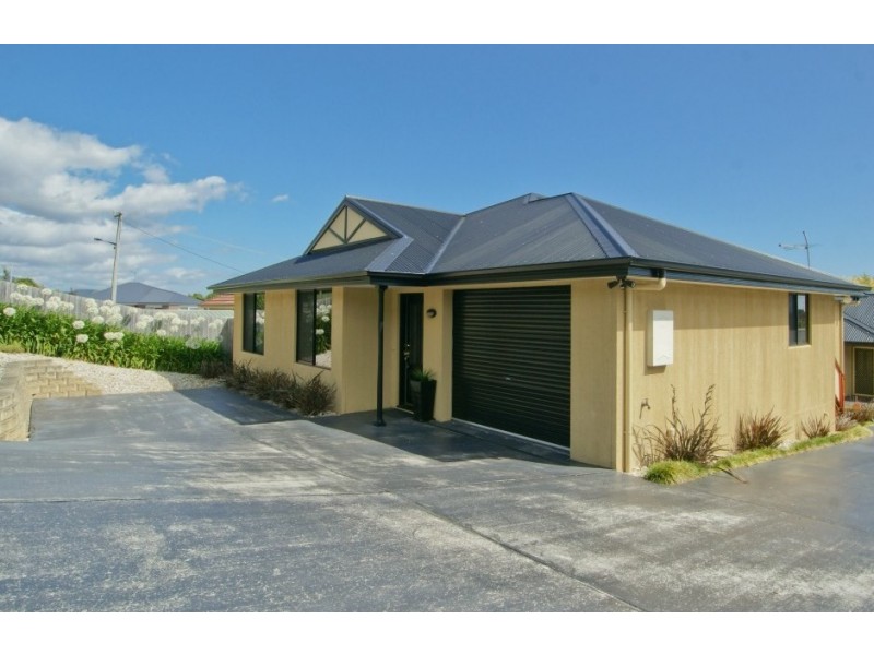 Unit 1/37 William Street, Ulverstone TAS 7315