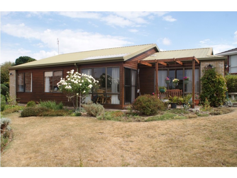 6 Kywong Crescent, Ulverstone TAS 7315