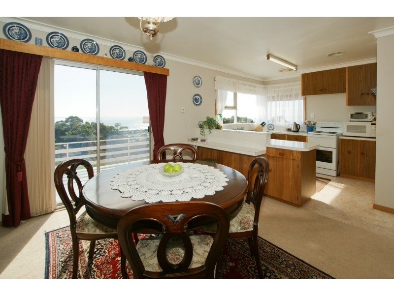 4 Highfield Crescent, West Ulverstone TAS 7315