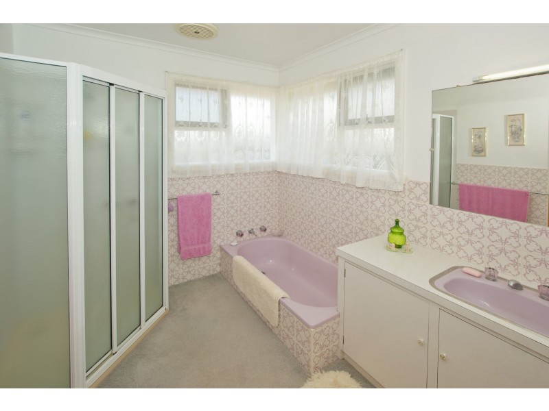 4 Highfield Crescent, West Ulverstone TAS 7315