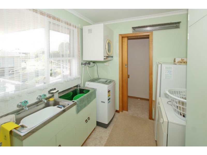 4 Highfield Crescent, West Ulverstone TAS 7315