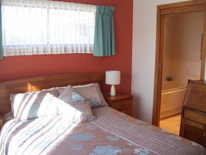 7 Jackson Avenue, West Ulverstone TAS 7315