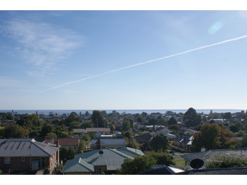 Unit 1/16a William Street, Ulverstone TAS 7315