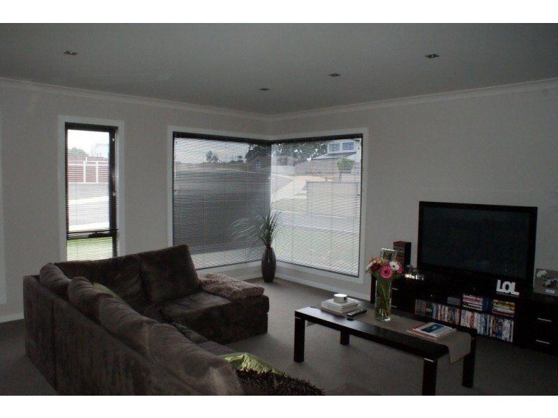 14 Holliview Way, Ulverstone TAS 7315