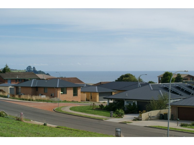 30 Hales Street, Penguin TAS 7316