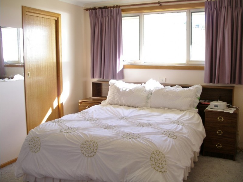 12 Kentish Street, Penguin TAS 7316