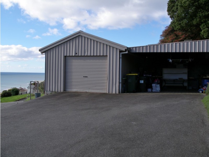 12 Kentish Street, Penguin TAS 7316