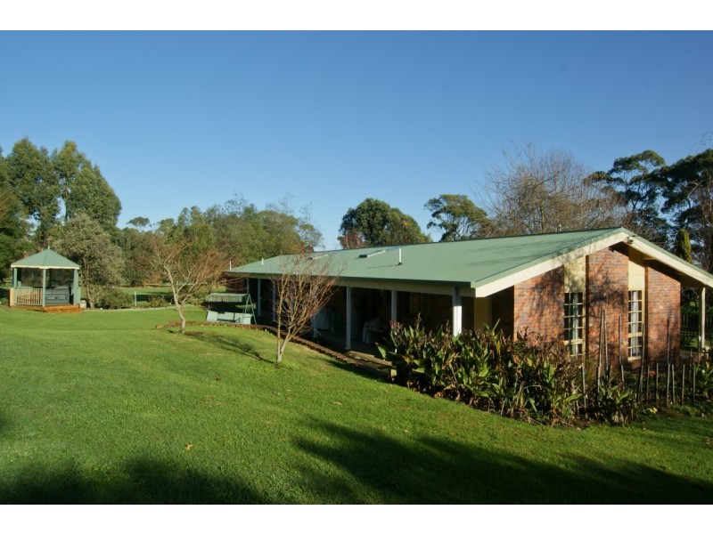 2 Tasmania Street, Leith TAS 7315