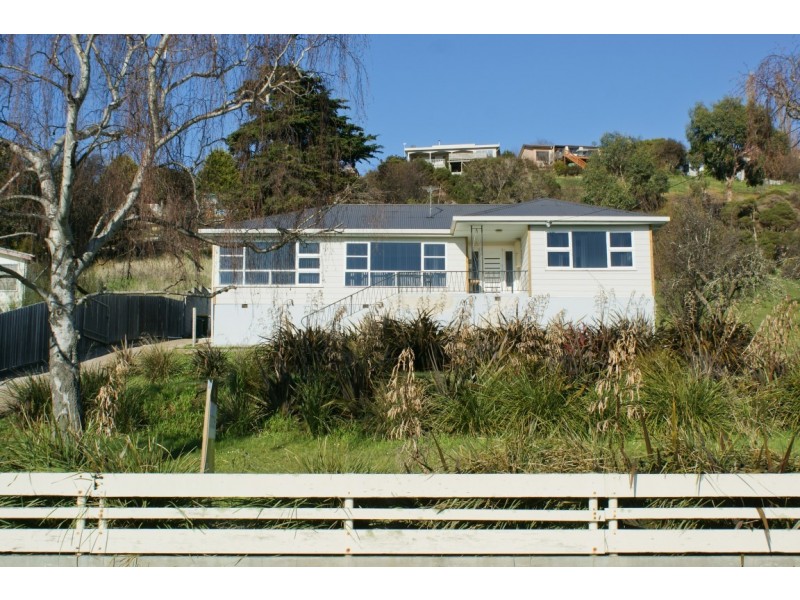 42 William Street, Ulverstone TAS 7315