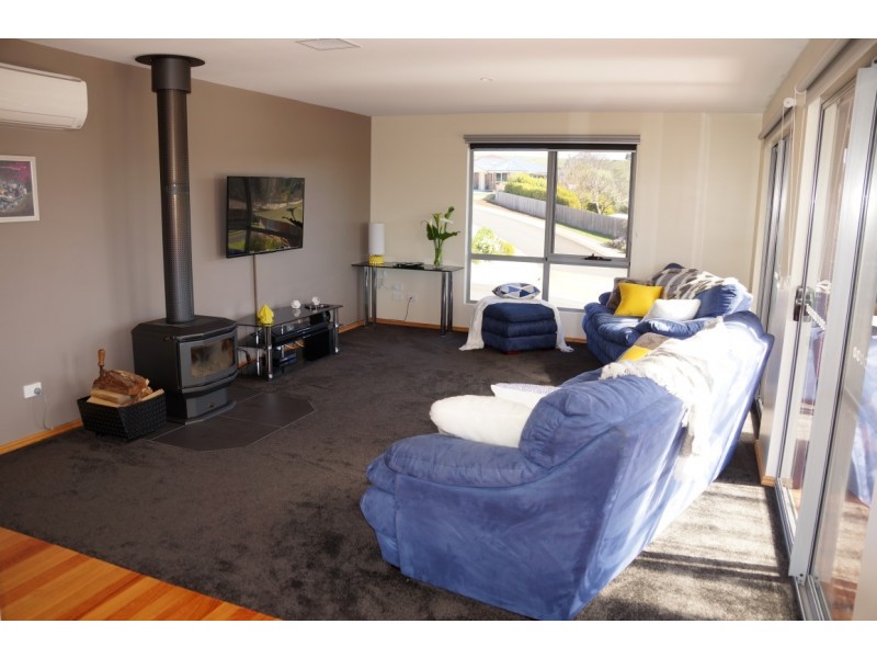 1 Maisie Place, Ulverstone TAS 7315