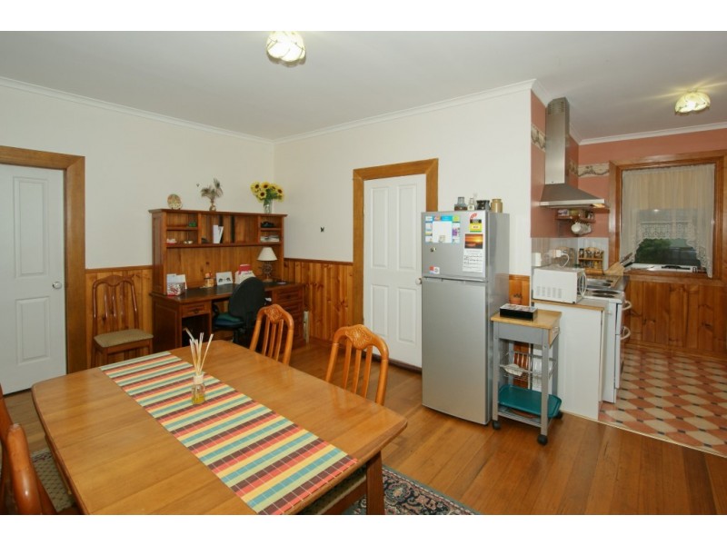 106 Leven Street, Ulverstone TAS 7315