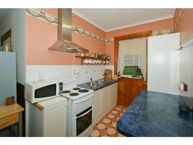 106 Leven Street, Ulverstone TAS 7315