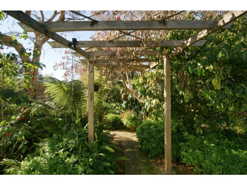 36 South Road, West Ulverstone TAS 7315