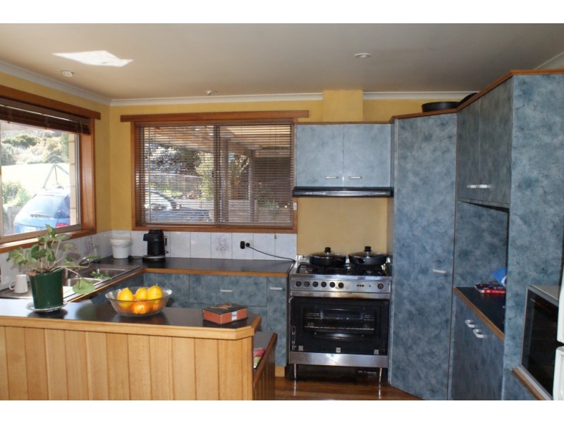 105 Leith Road, Leith TAS 7315