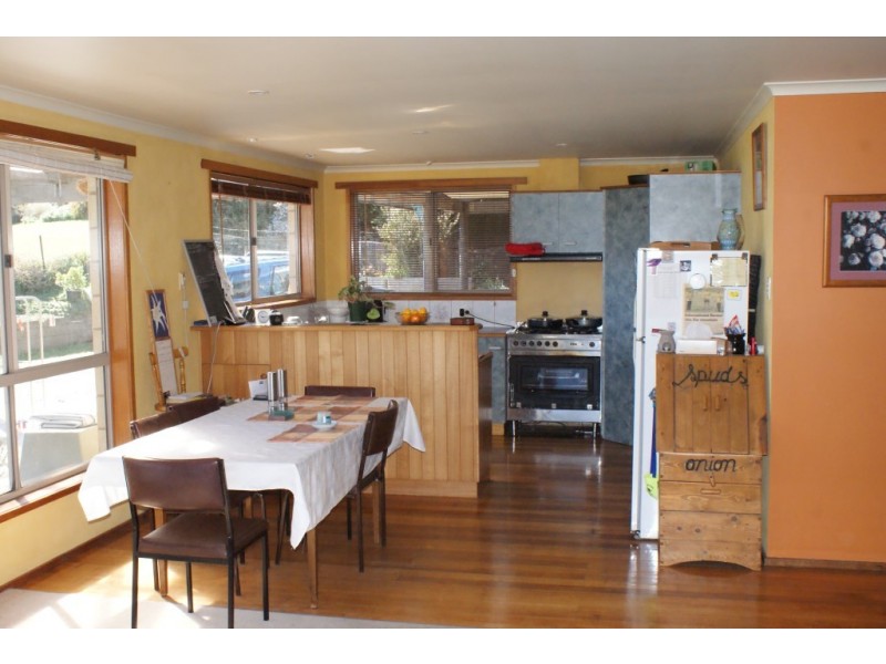 105 Leith Road, Leith TAS 7315