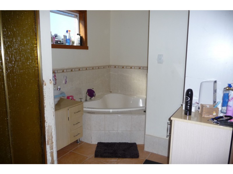 114 Upper Maud Street, West Ulverstone TAS 7315