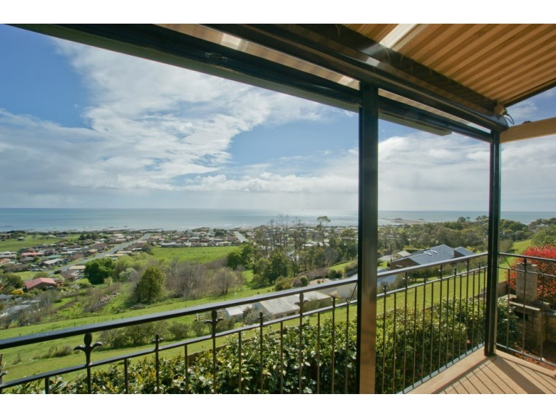 12 Vista Court, West Ulverstone TAS 7315
