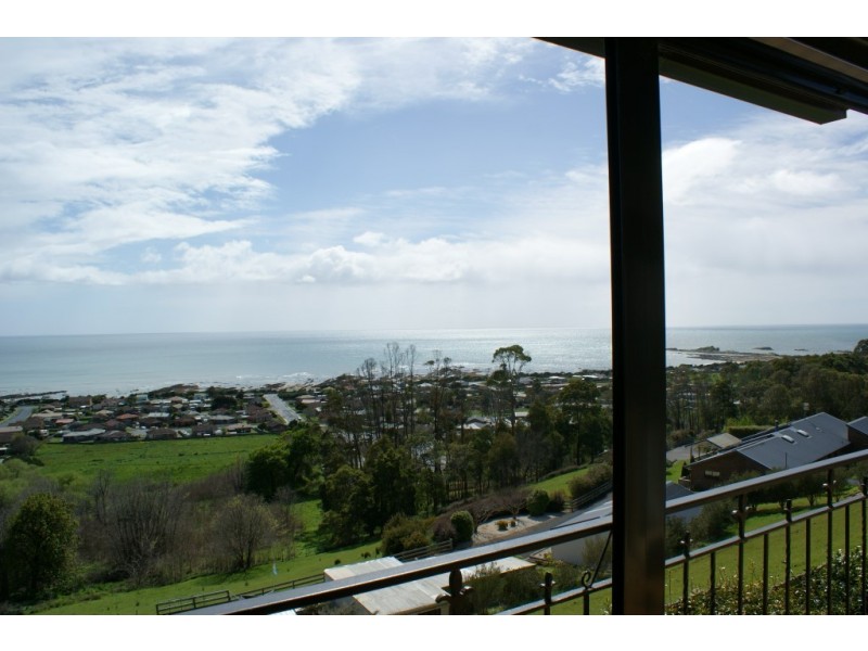 12 Vista Court, West Ulverstone TAS 7315