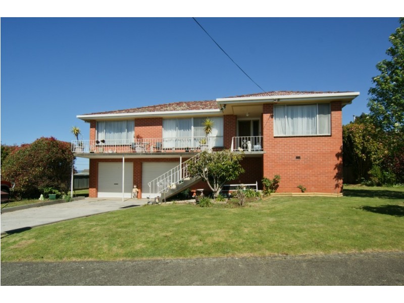 2 Burnett Crescent, West Ulverstone TAS 7315