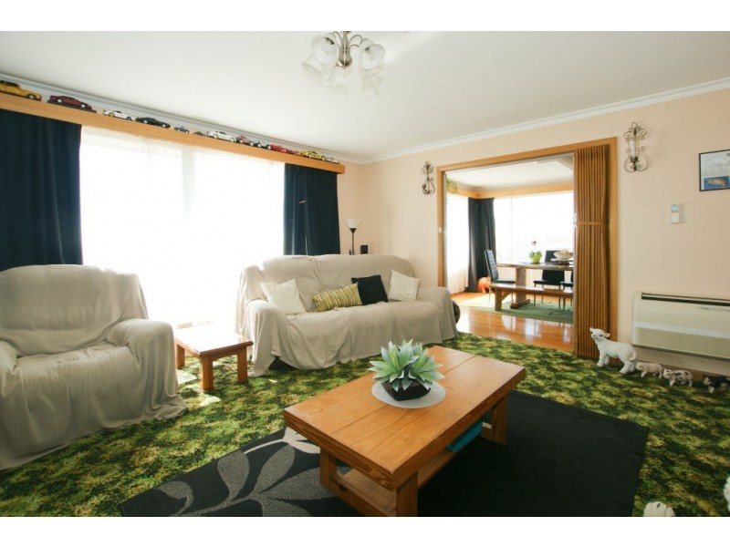 2 Burnett Crescent, West Ulverstone TAS 7315