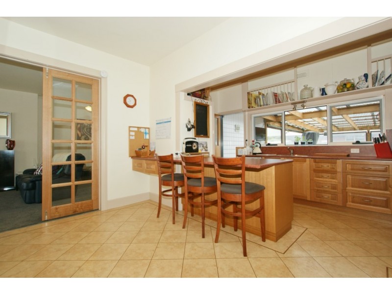 12 Hobbs Parade, West Ulverstone TAS 7315