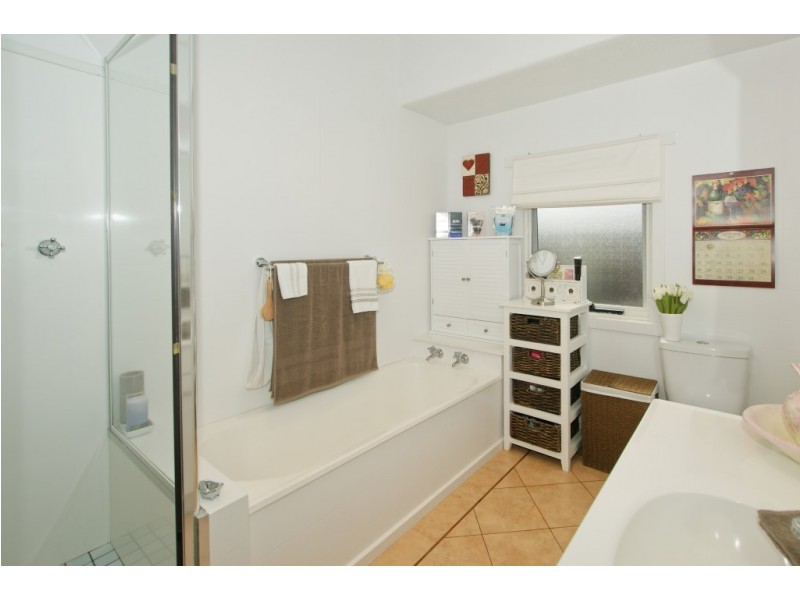 12 Hobbs Parade, West Ulverstone TAS 7315