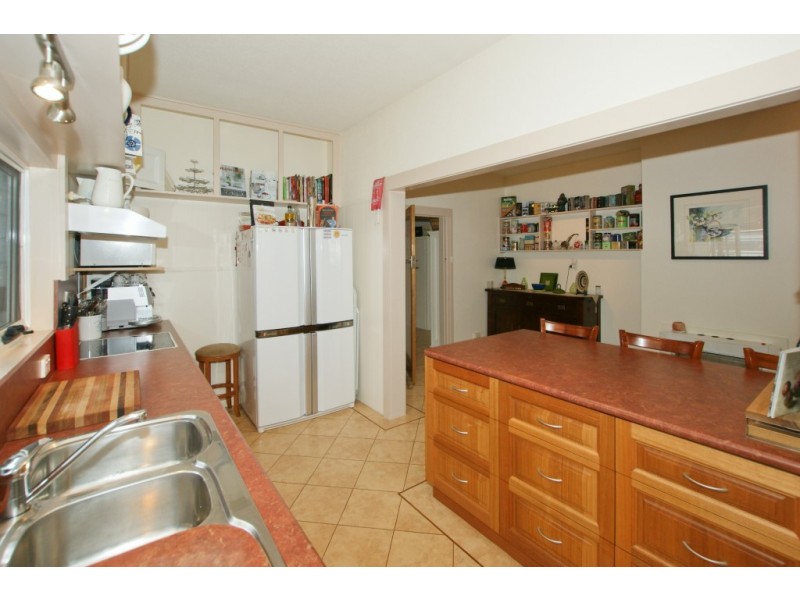 12 Hobbs Parade, West Ulverstone TAS 7315