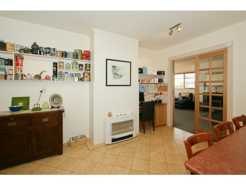 12 Hobbs Parade, West Ulverstone TAS 7315