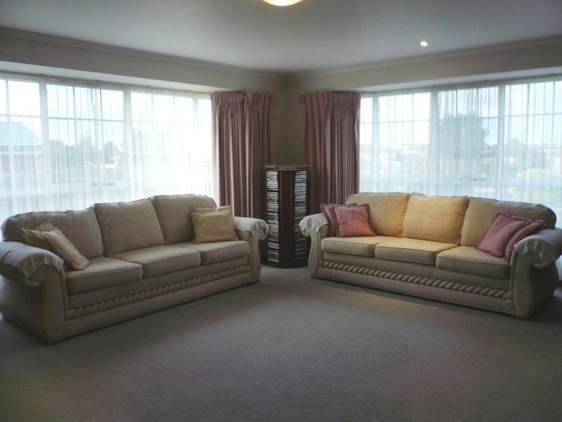 2 Banks Place, Turners Beach TAS 7315