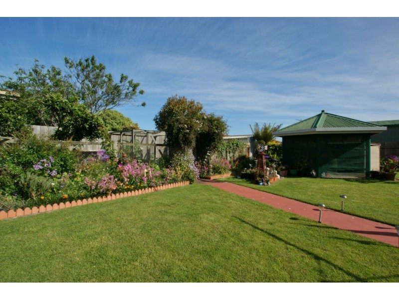 25 Ocean Drive, Ulverstone TAS 7315
