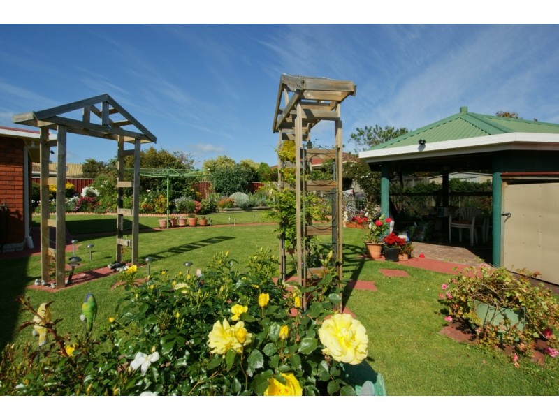 25 Ocean Drive, Ulverstone TAS 7315